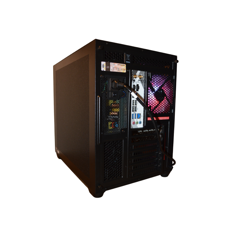 Medion Erazer Tank X15 AMD Ryzen 7 7800X3D 32GB RAM 2TB SSD RTX 5070Ti Windows 11 Gaming PC