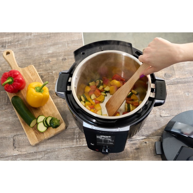 Instant Pot Pro 5.7L Multi-Cooker