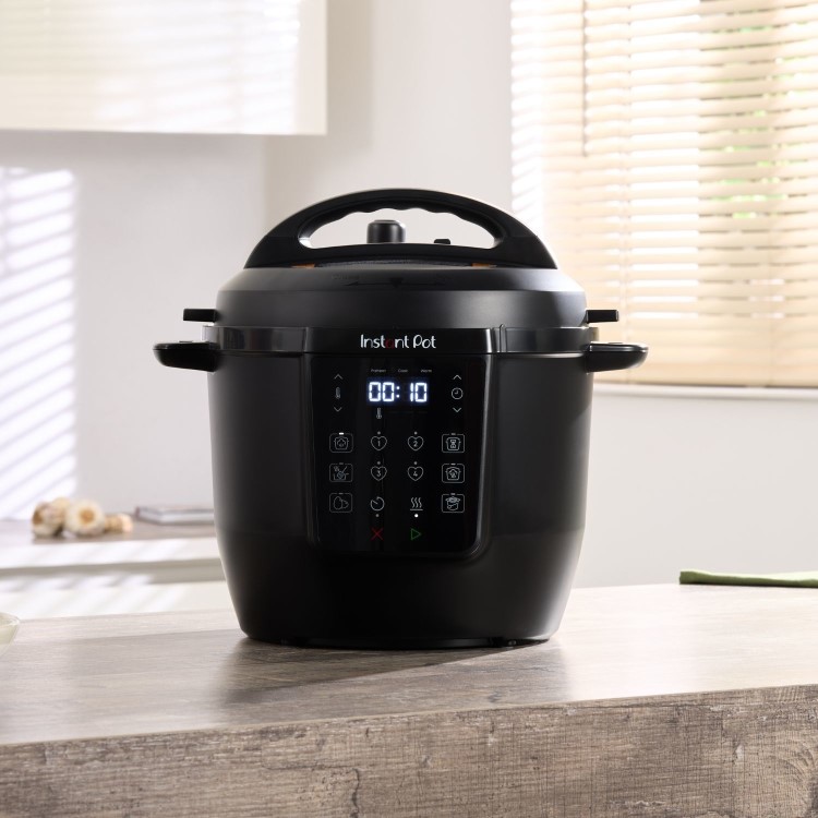 Instant Pot 5.7L Multi-Cooker