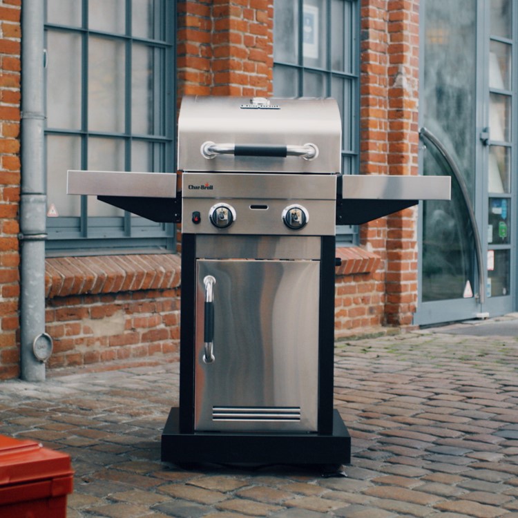 Char-Broil Advantage Series 225S - 2 Burner Gas BBQ Grill - Stainless Steel