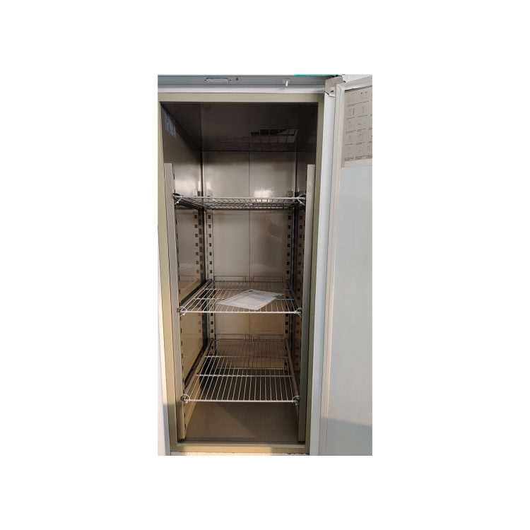 Hamoki GN600TN Single Door Stainless Steel Upright Refrigerator 415ltr Fitted Castors