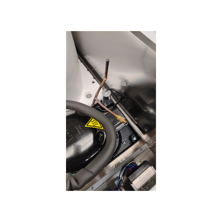 Refurbished Hamoki GN650BT Single Door Upright Comeercial Freezer - Stainless Steel - 620ltr - Fitted Castors