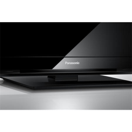 Panasonic TX-L32C3B 32 Inch Freeview HD LCD TV