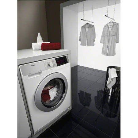 AEG Display 9 Series LogiControl 9kg 1600rpm Freestanding Washing Machine in White