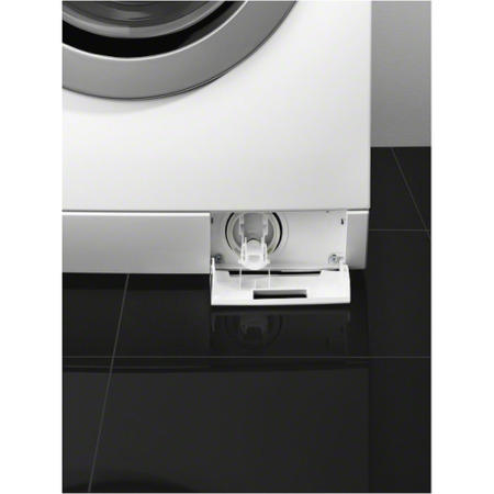 AEG Display 9 Series LogiControl 9kg 1600rpm Freestanding Washing Machine in White