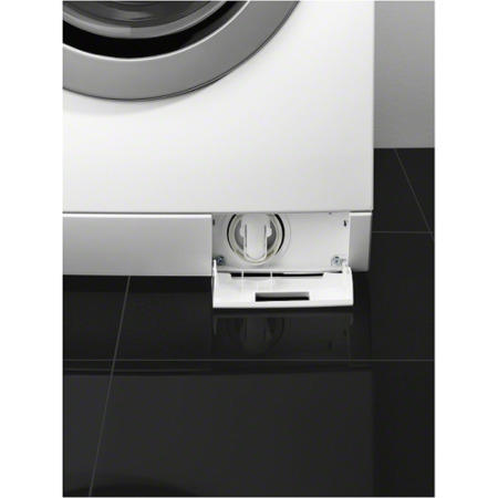 AEG Display 9 Series LogiControl 9kg 1600rpm Freestanding Washing Machine in White