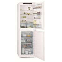 GRADE A3 - AEG SCN71800S1 50-50 Integrated Fridge Freezer