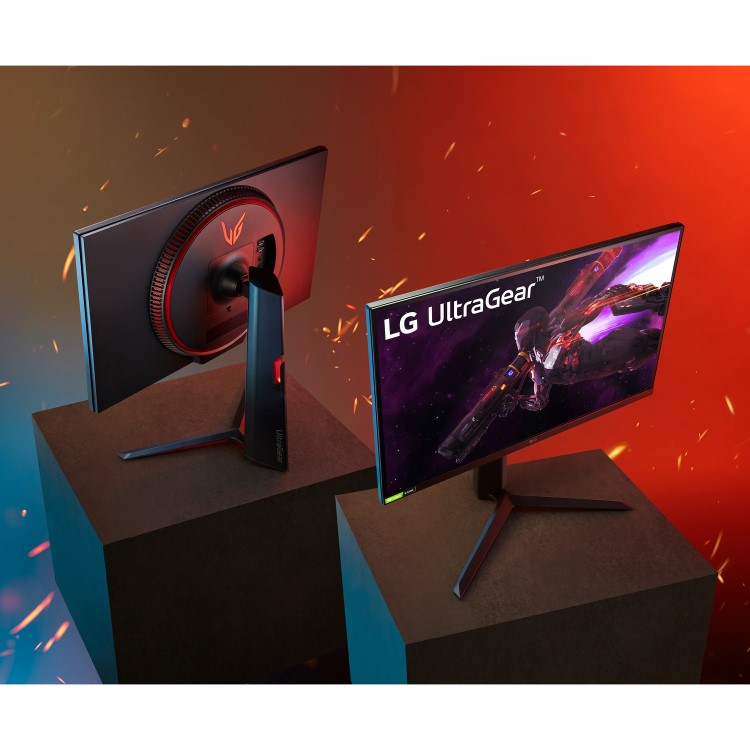 LG 27GP850 Ultragear 27" IPS QHD 165Hz FreeSync Gaming Monitor 