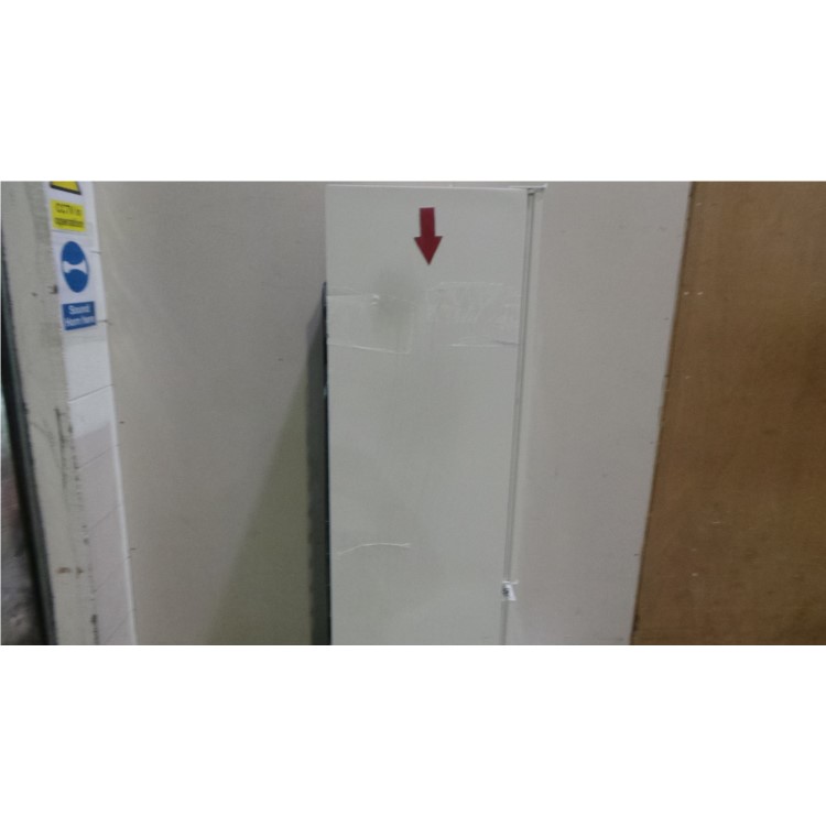 GRADE A3 - Smeg UKC7280FP 70-30 Sliding Rail Integrated In-column Fridge Freezer
