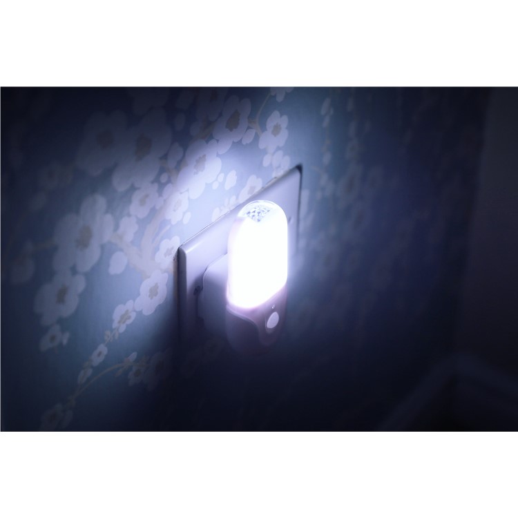 Pack of 3 Portable Night Lights with Motion Sensor and Built in LED Torch