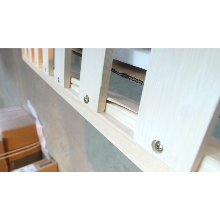 GRADE A2 - Oscar & Ivy Cot in Natural Pine