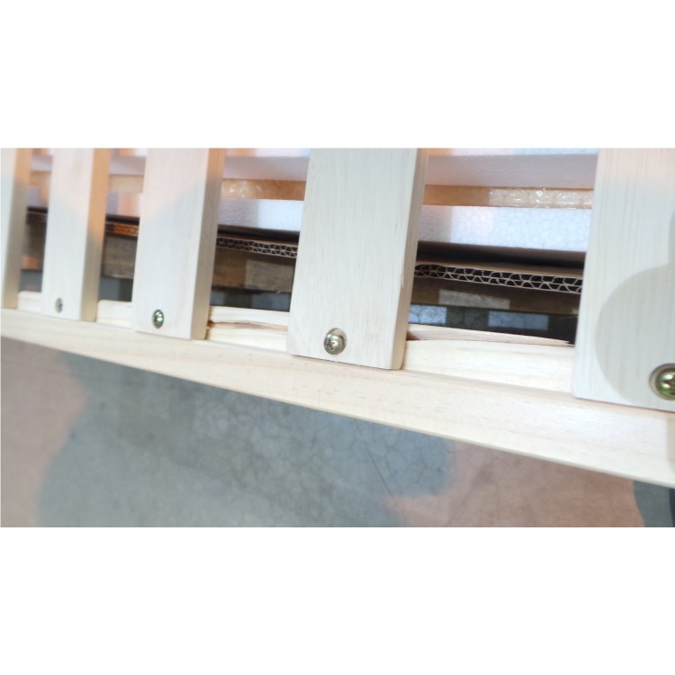 GRADE A2 - Oscar & Ivy Cot in Natural Pine