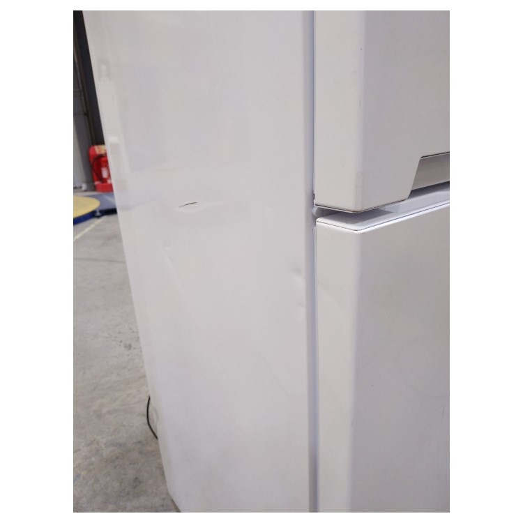 Refurbished Hoover HVN 6182W5K Freestanding 313 Litre 50/50 Fridge Freezer