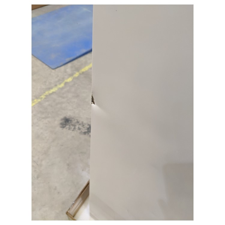 Refurbished Baumatic BRCIS3180E/N Integrated 243 Litre 70/30 Fridge Freezer White