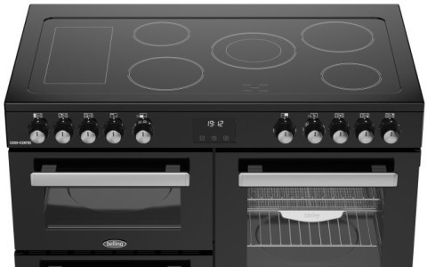 5 Zone Ceramic Hob Plus Warming Zone.