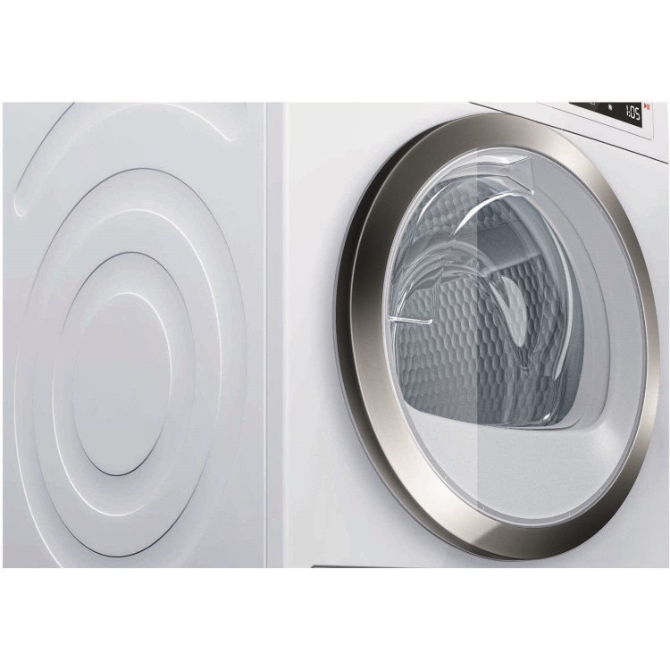 Refurbished Bosch Serie 8 WTW87560GB Freestanding Heat Pump 9KG Tumble Dryer