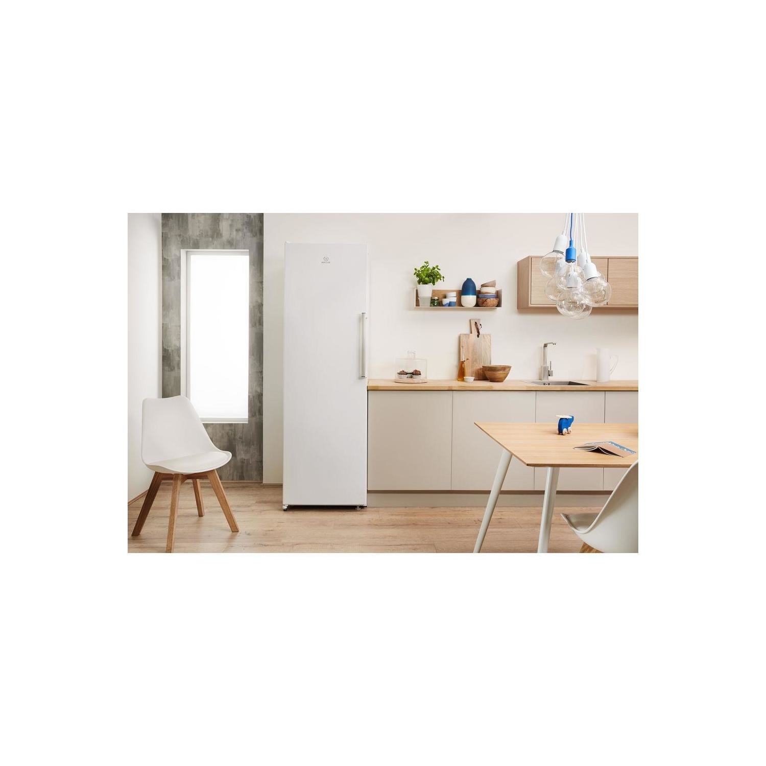 White Indesit Freestanding UI6F1TW 60cm Tall Freezer A Rated