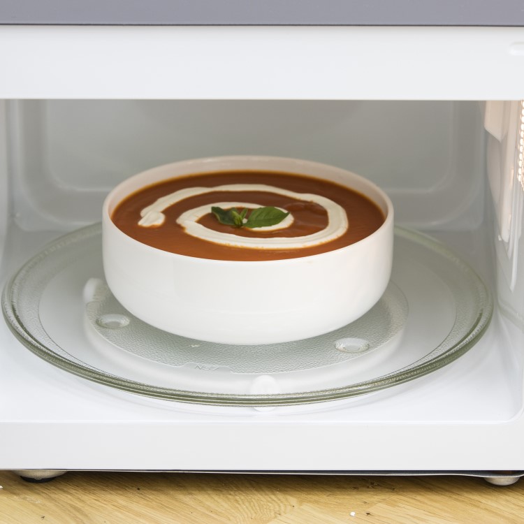 Swan SM22090COPN 20L 800W Freestanding Microwave - Copper