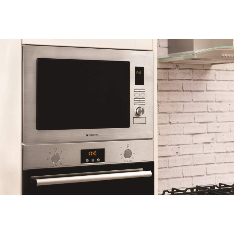 GRADE A1 - Hotpoint MWH2221X 24 Litre Microwave With Grill - No-stain Stainless Steel