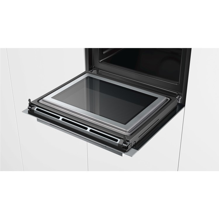 Refurbished Siemens iQ700 HM656GNS6B 60cm Single Built In Electric Oven With Microwave Black And Stainless Steel