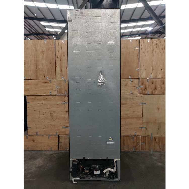Refurbished Hisense RB327N4WB1 Freestanding 251 Litre 50/50 Fridge Freezer Black