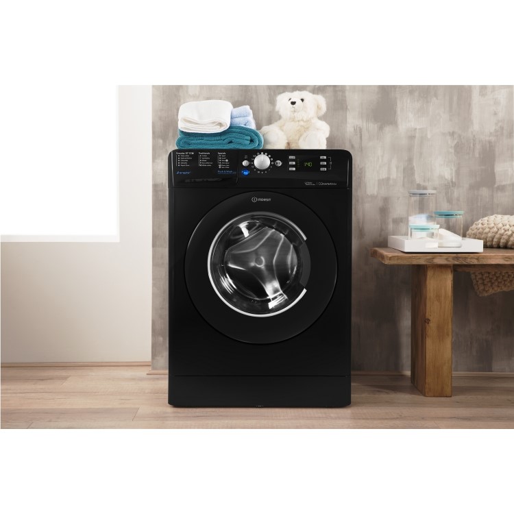 Indesit BWE91484XK Innex 9kg 1400rpm Freestanding Washing Machine - Black