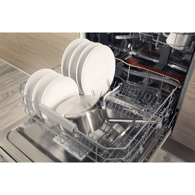 Hotpoint Extra 14 Place Settings Fully Integrated Dishwasher