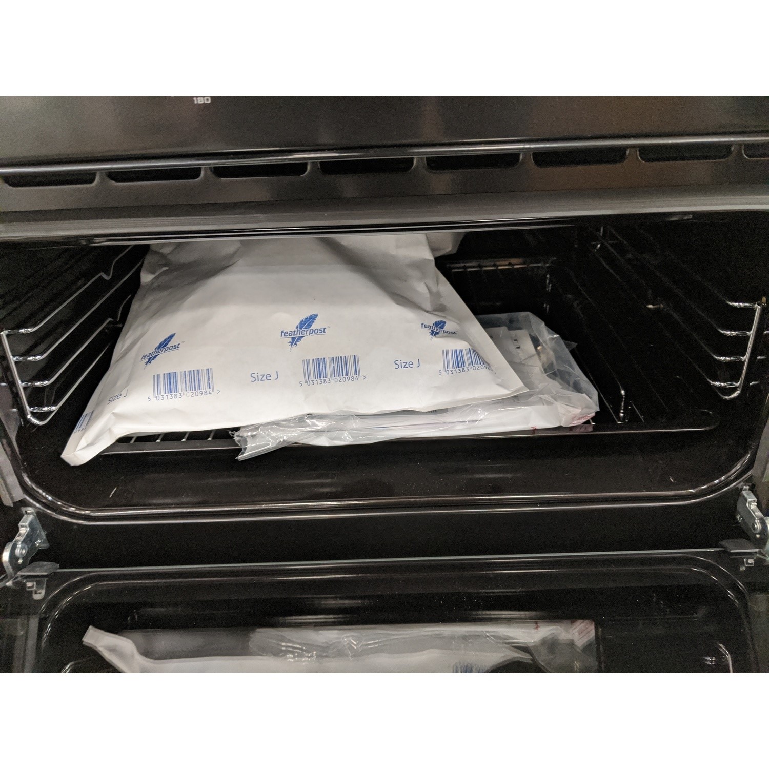 Refurbished New World NW90DF3BU 90cm Triple Cavity Dual Fuel Range