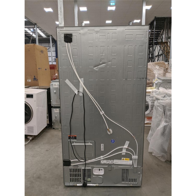 Refurbished Neff N70 KA3923IE0G 533 Litre American Fridge Freezer With Ice & Water Dispenser Anti-fingerprint Stainless Steel Doors