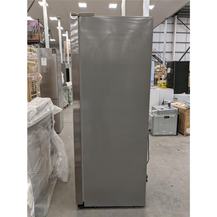 Refurbished Neff N70 KA3923IE0G 533 Litre American Fridge Freezer With Ice & Water Dispenser Anti-fingerprint Stainless Steel Doors