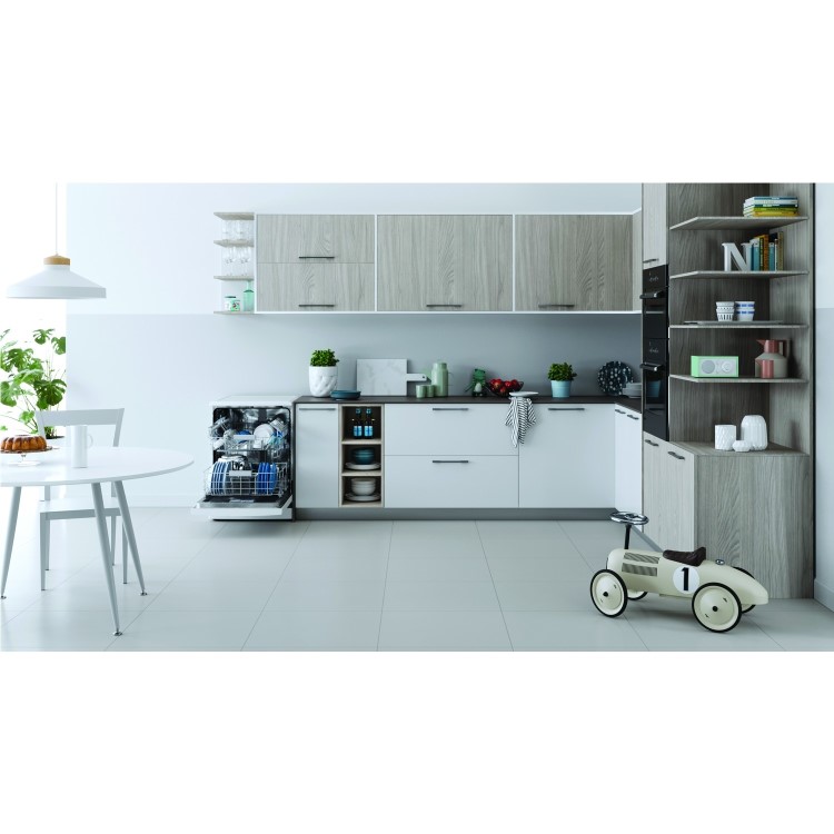 Indesit Fast&Clean 14 Place Settings Freestanding Dishwasher - White