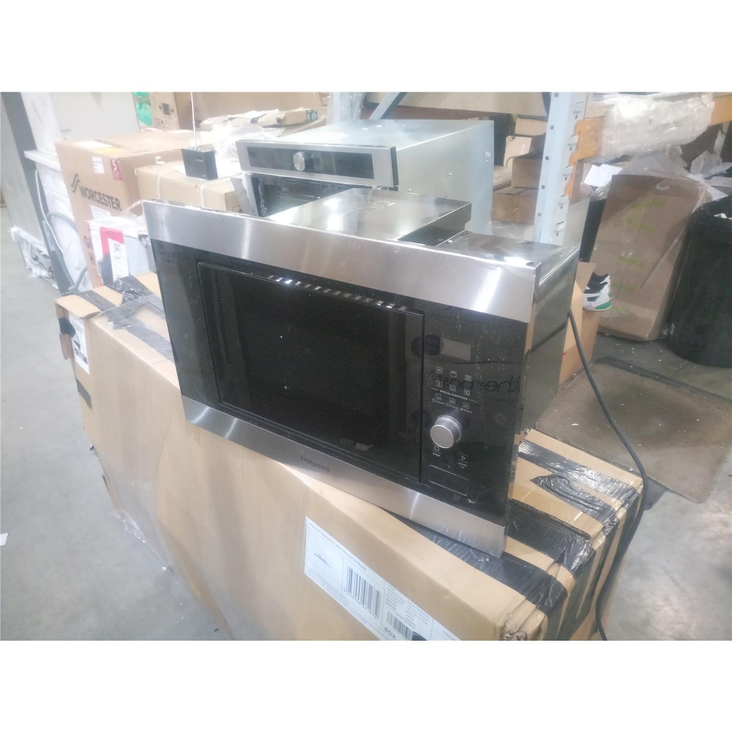 Refurbished Hotpoint MF20GIXH Built In 20L 800W Microwave Stainless