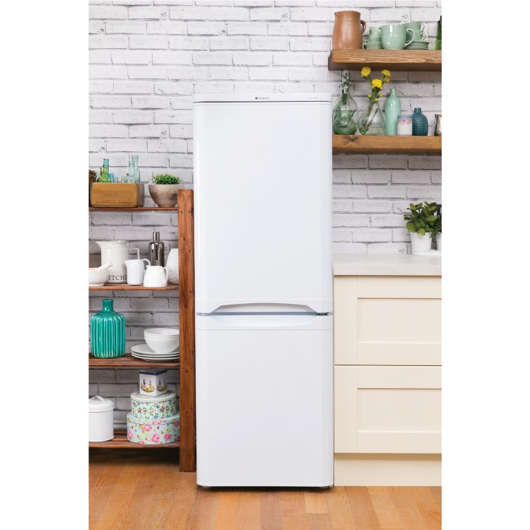 HOTPOINT HBD5515W 206 Litre Freestanding Fridge Freezer 60/40 Split 55cm Wide - White