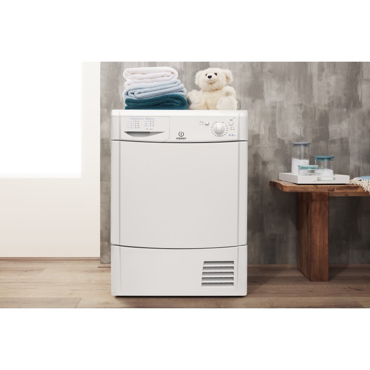 Refurbished Indesit EcoTime IDC8T3B Freestanding Condenser 8KG Tumble Dryer White