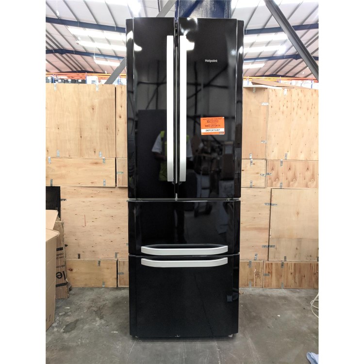 Refurbished Hotpoint FFU4DK1 Freestanding 399 Litre Frost Free Fridge Freezer