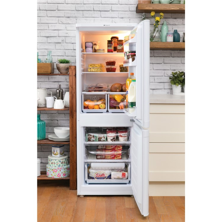 HOTPOINT HBD5515W 206 Litre Freestanding Fridge Freezer 60/40 Split 55cm Wide - White