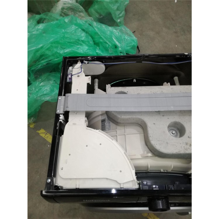 Refurbished Hotpoint NSWM742UBSUKN Freestanding 7KG 1400 SpinWashing Machine