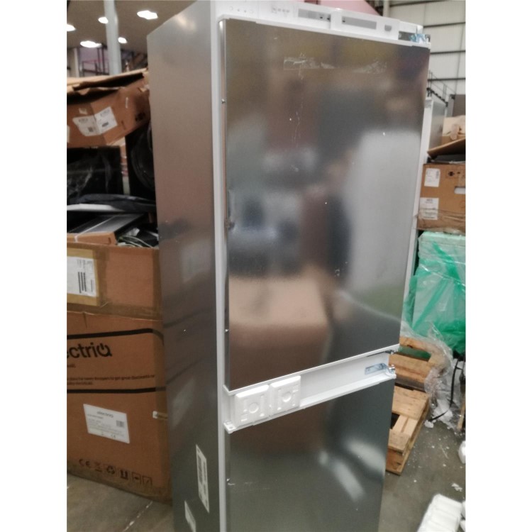 Refurbished Neff KI5852SF0G Integrated 259 Litre Low Frost Fridge Freezer