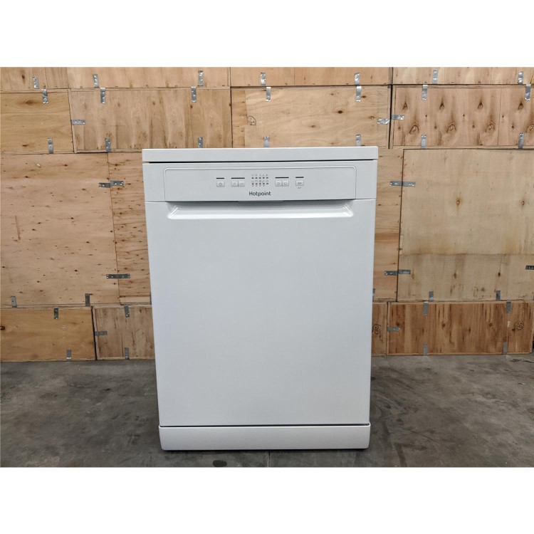 Refurbished Hotpoint HFE2B26CNUK 13 Place Freestanding Dishwasher