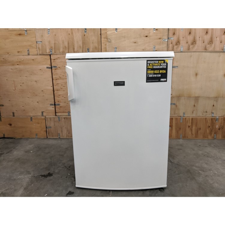 Refurbished Zanussi ZXAN15FW0 60cm Wide Under Counter Freestanding Larder Fridge - White