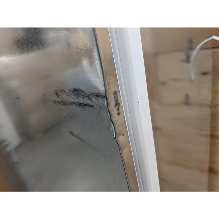 Refurbished Bosch Serie 2 KIV38X22GB 277 Litre Integrated Fridge Freezer 70/30 Split 177cm Tall 54cm Wide - White