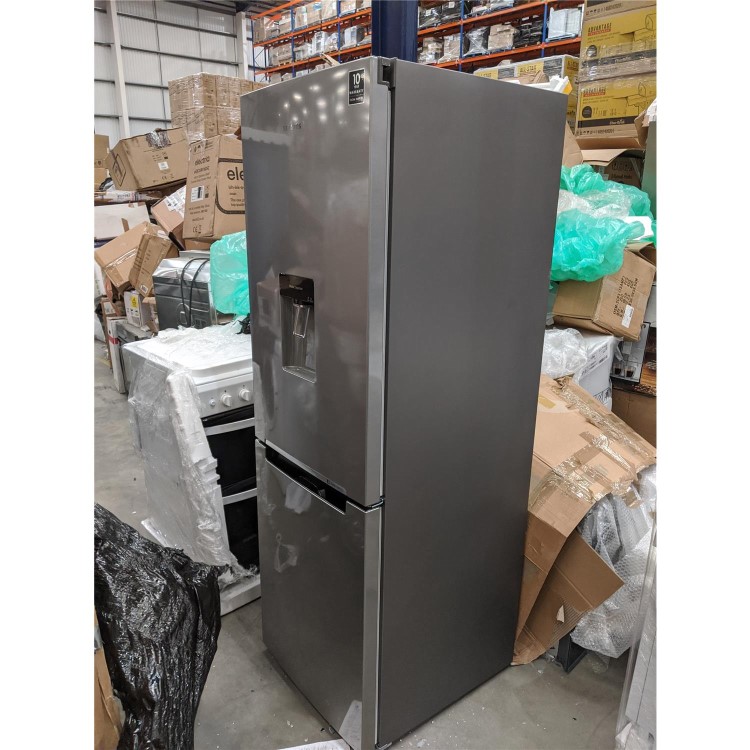 Refurbished Samsung RB29FWRNDSA Freestanding 288 Litre 60/40 Fridge Freezer