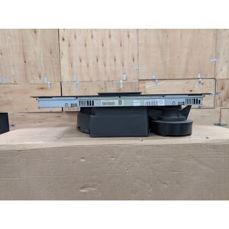 Refurbished Siemens EX875LX34E iQ700 81cm Venting Induction Hob - Black