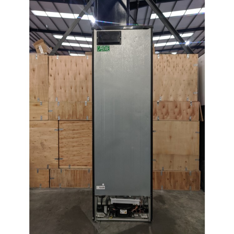 Refurbished Hoover HCF5172BK Freestanding 252 Litre 50/50 Fridge Freezer Black