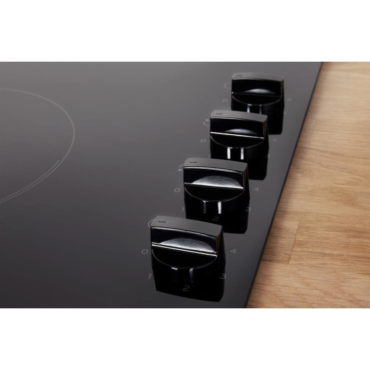 Refurbished Indesit RI861X 58cm Four Zone Ceramic Hob
