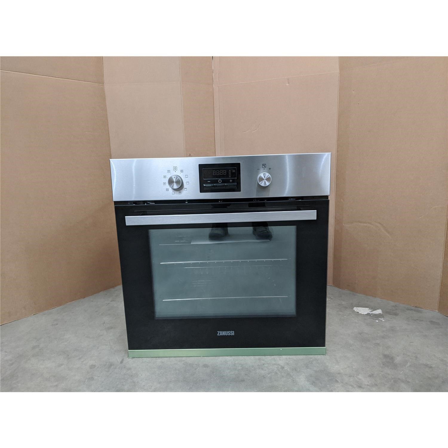 Zanussi single oven zzp35901xk deals