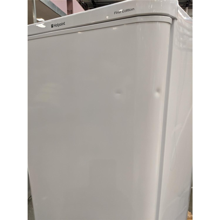 Refurbished Hotpoint 234 Litre 50/50 Freestanding Fridge Freezer - White