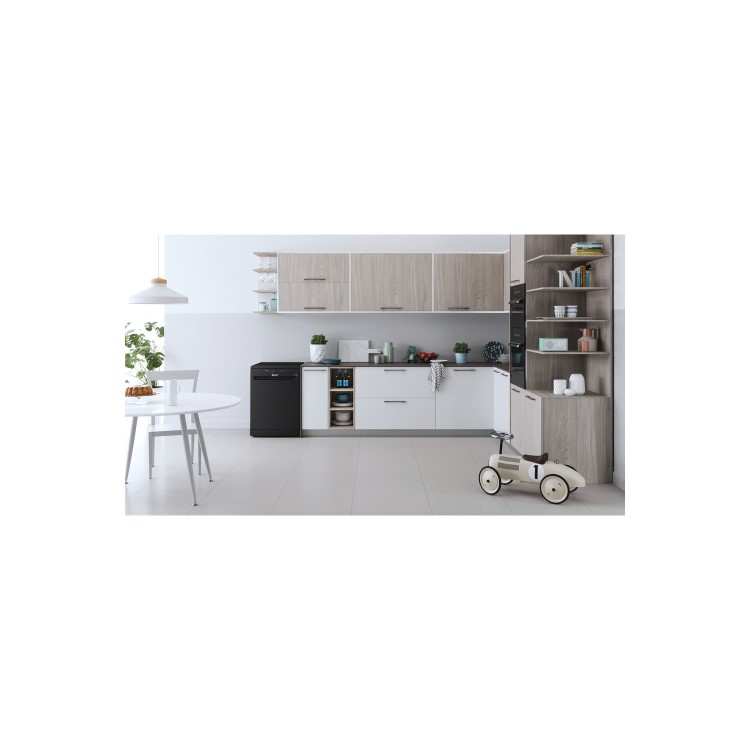 Refurbished Indesit DFE1B19BUK 13 Place Freestanding Dishwasher