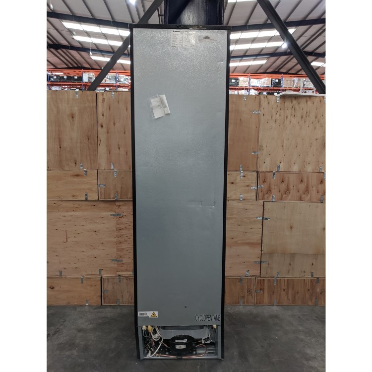Refurbished Hoover HFF195BK Freestanding 281 Litre 50/50 Frost Free Fridge Freezer