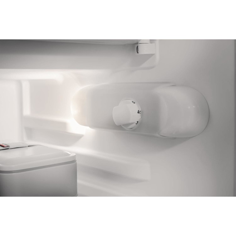Indesit 108 Litre Under Counter Integrated Fridge